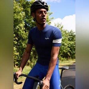 NWT RAPHA Men’s Core Lightweight Jersey